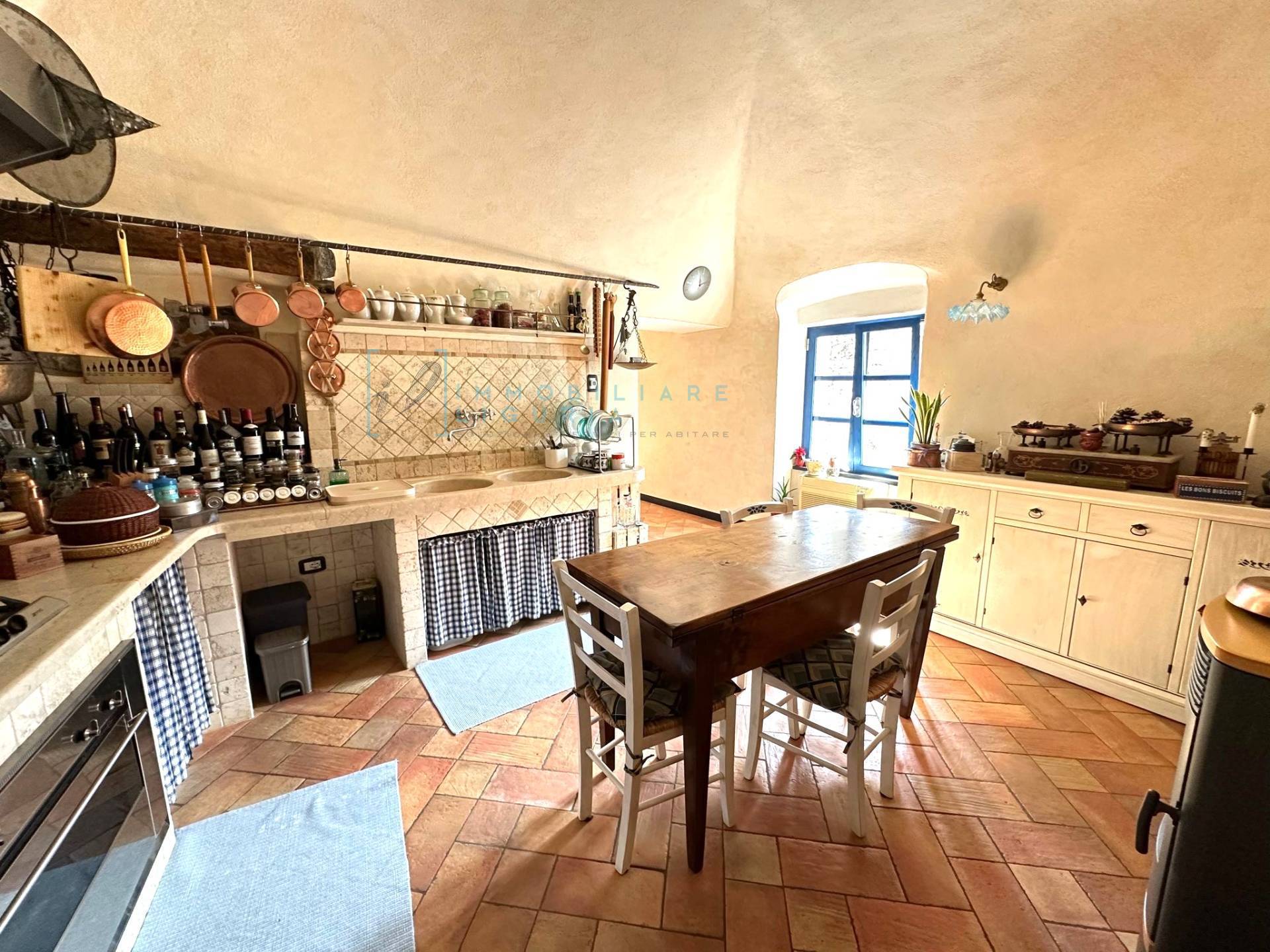 Rustico in vendita a Castelbianco, Vesallo