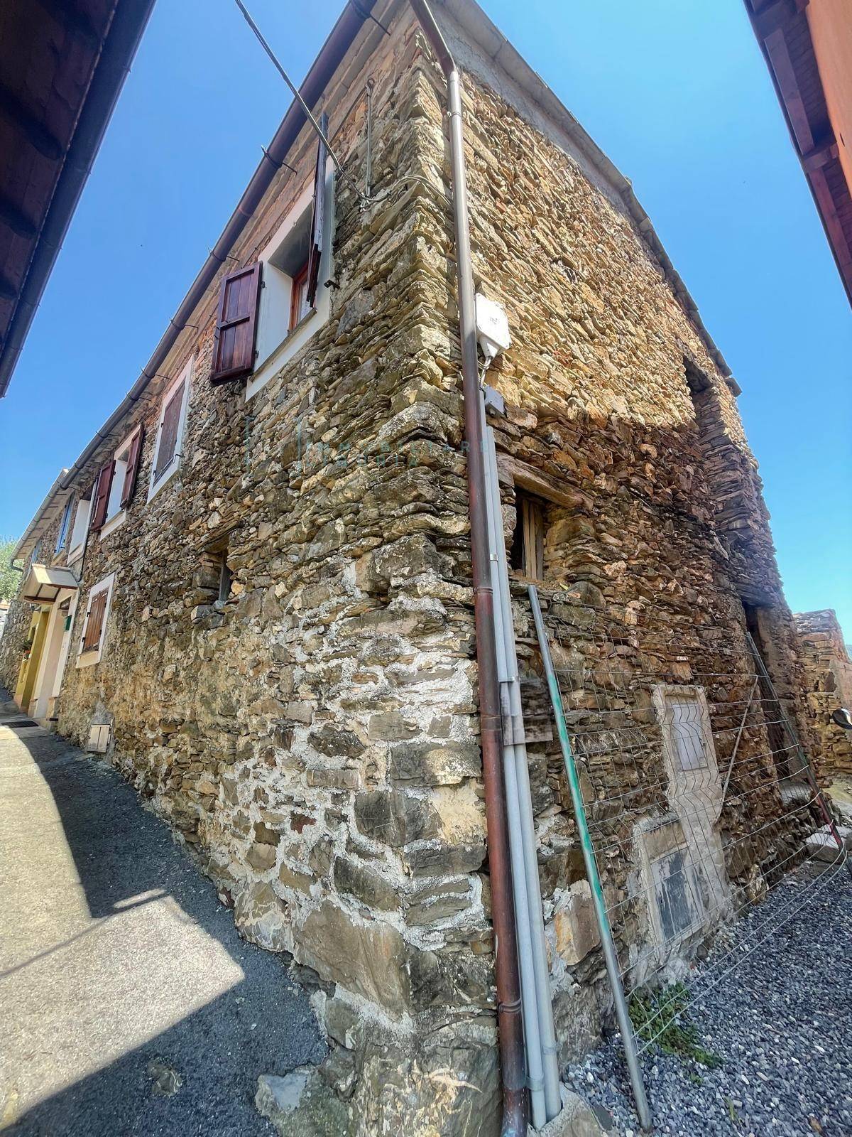 Rustico in vendita a Garlenda, Paravenna