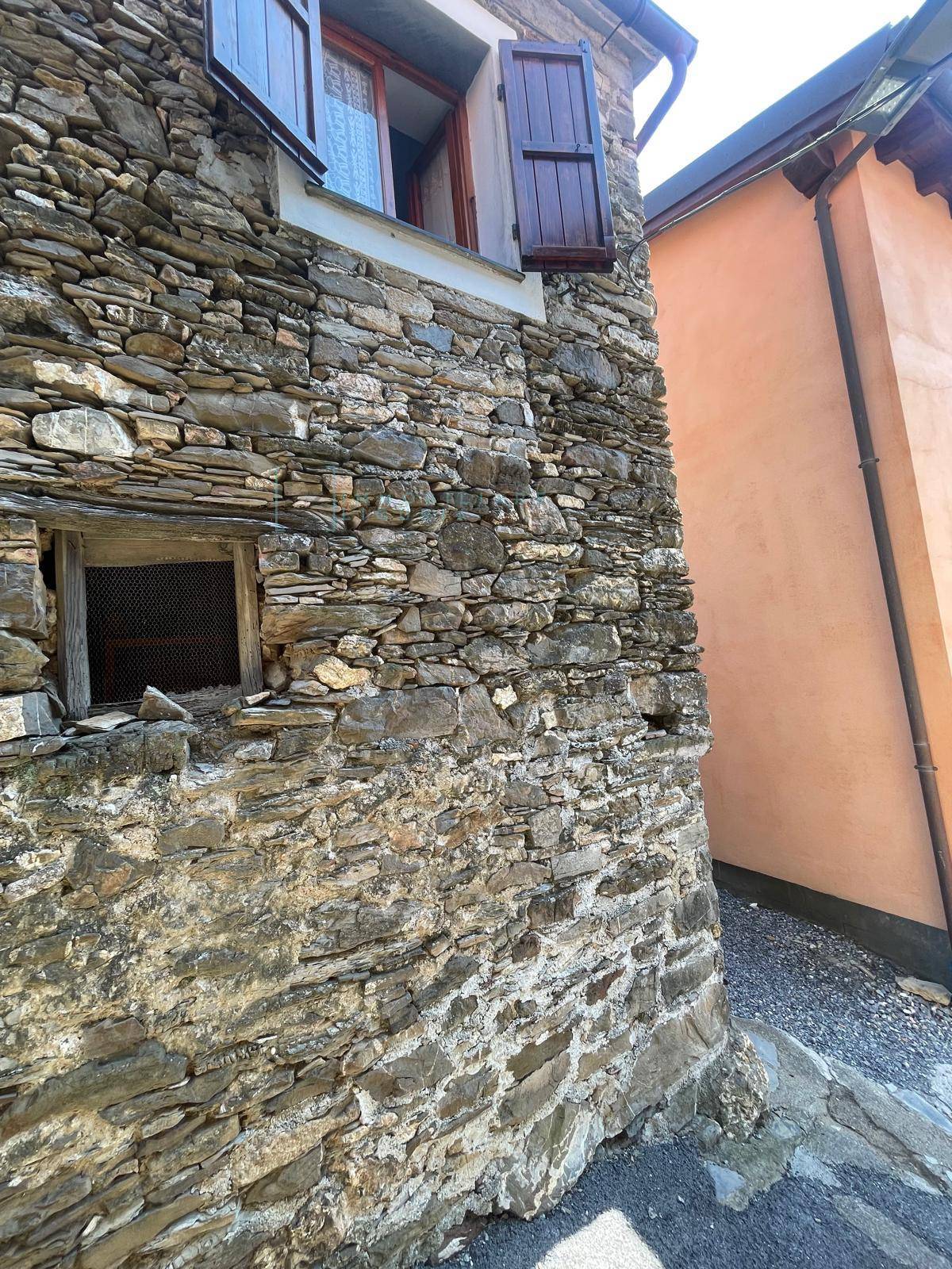 Rustico in vendita a Garlenda, Paravenna