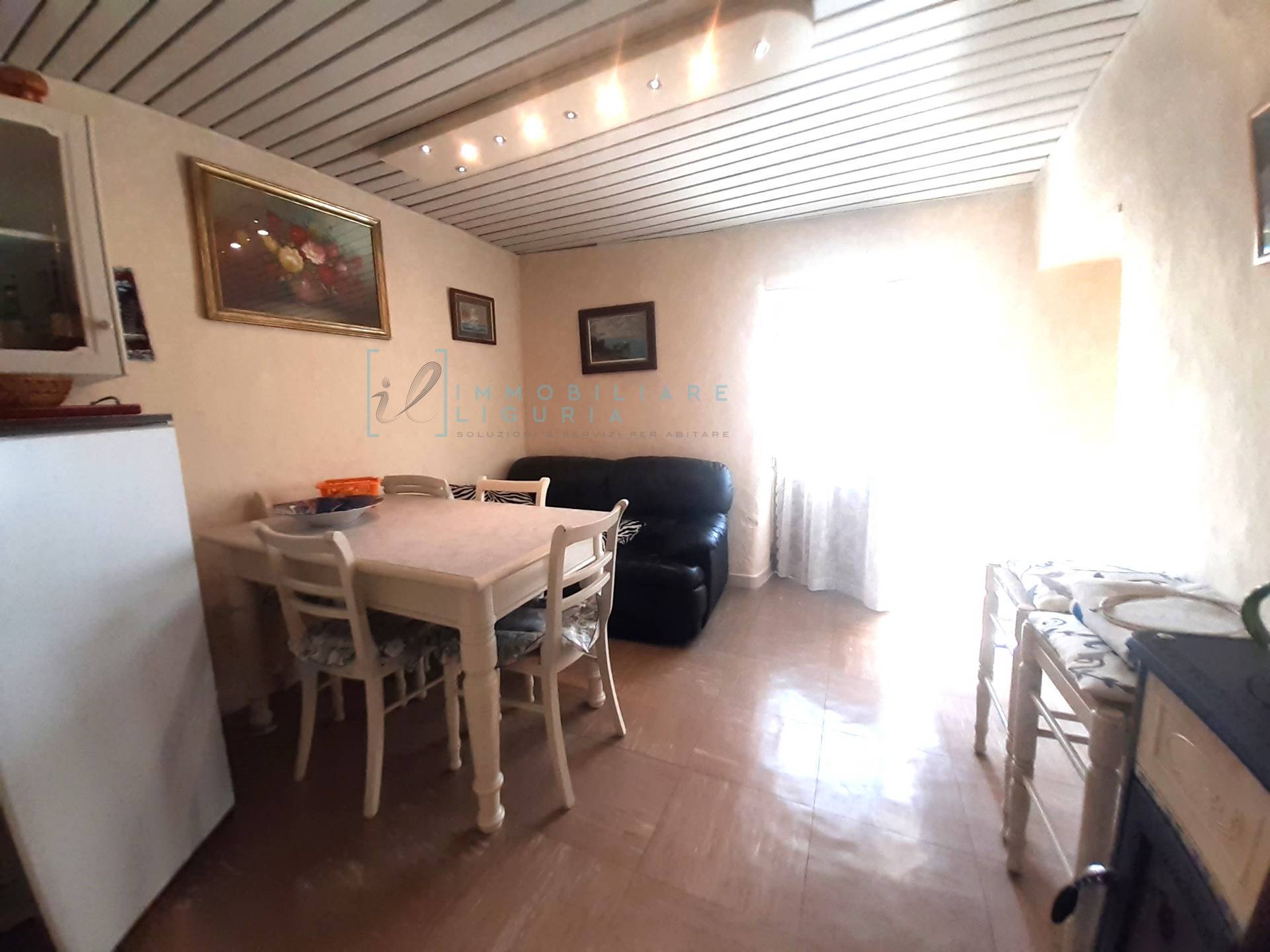 Casa singola in vendita a Rezzo, Cenova