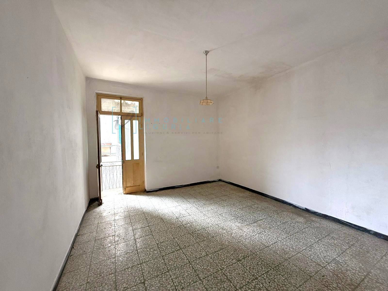 Rustico in vendita a Borghetto d'Arroscia, Gavenola