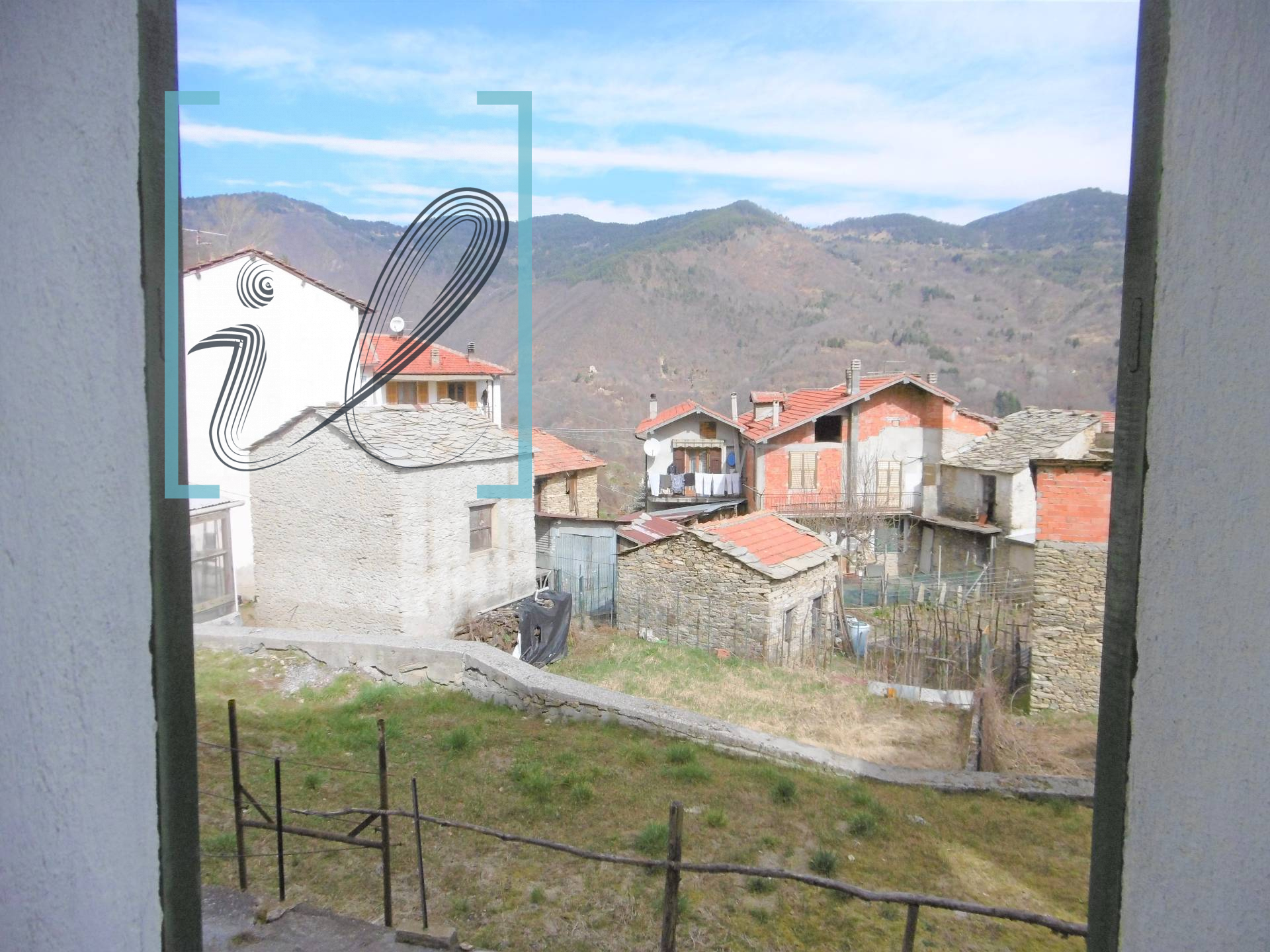 Rustico in vendita a Montegrosso Pian Latte