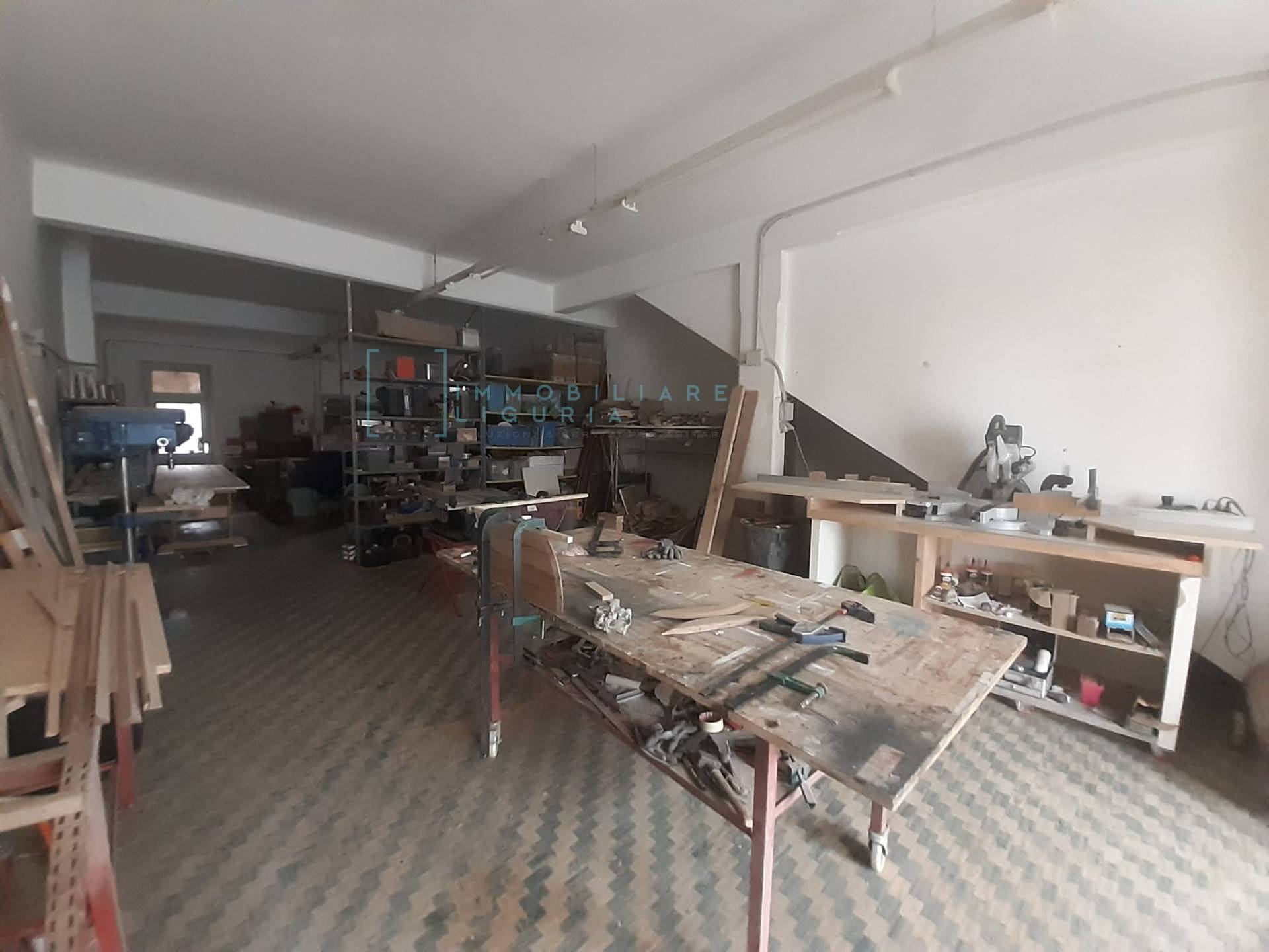 Locale commerciale in vendita a Ortovero