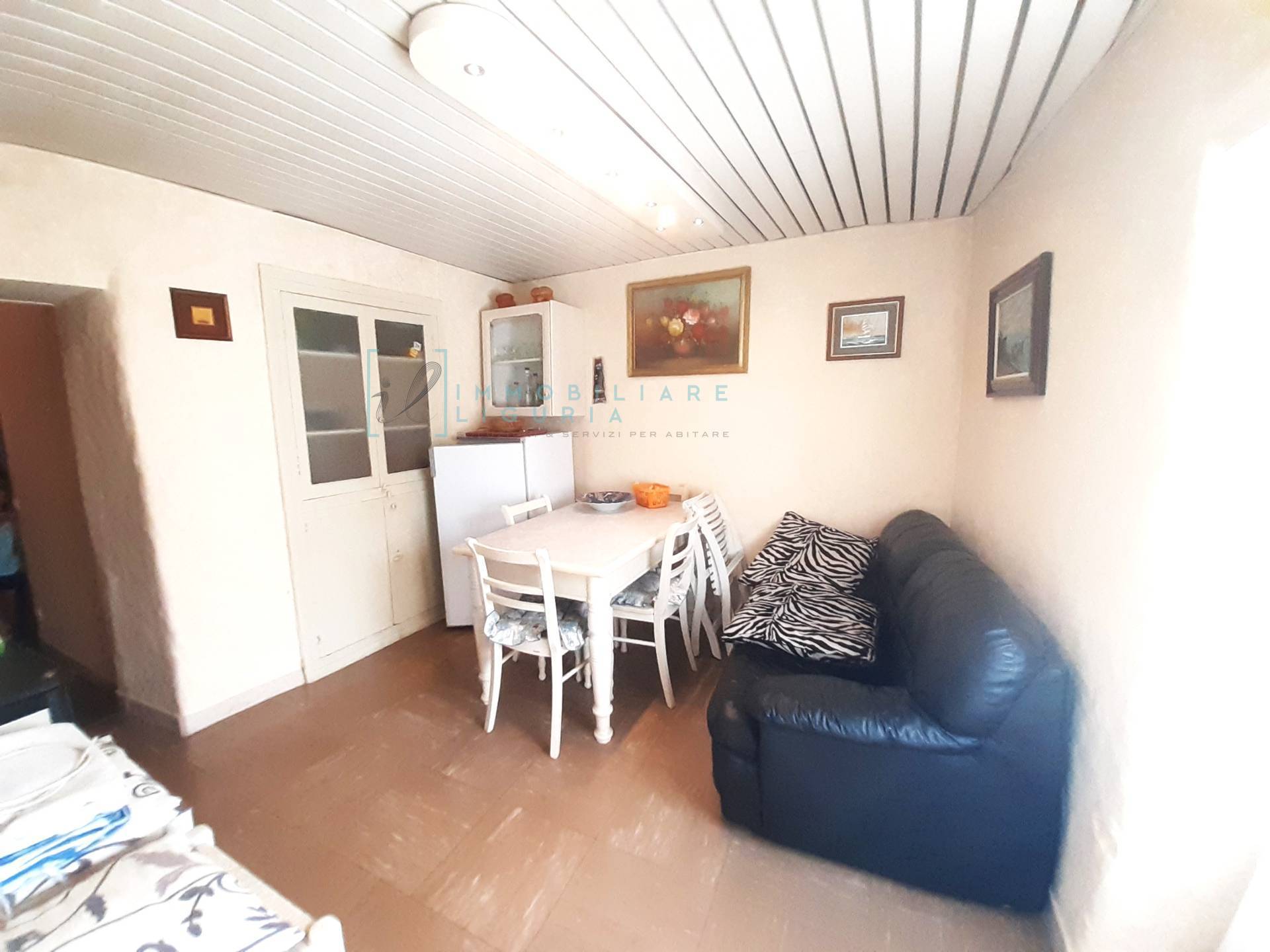 Casa singola in vendita a Rezzo, Cenova