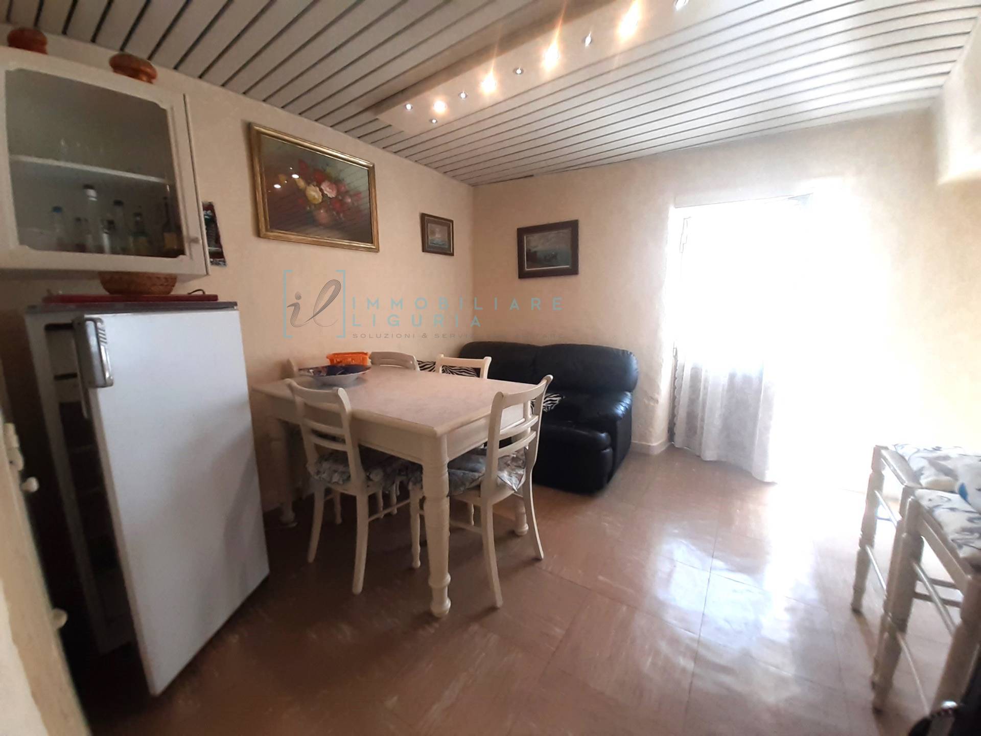 Casa singola in vendita a Rezzo, Cenova