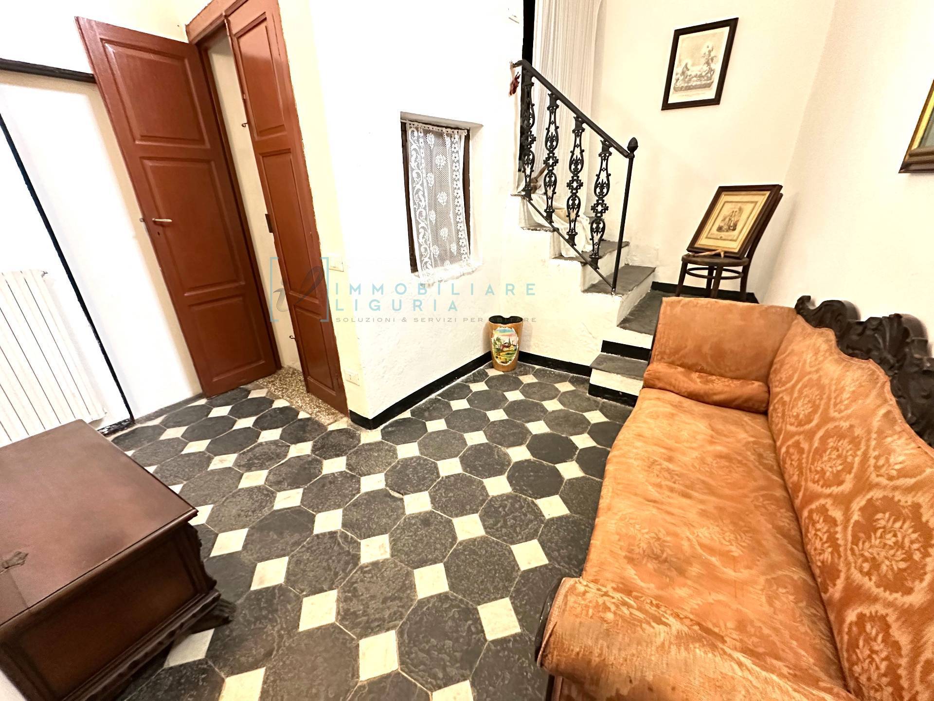 Appartamento in vendita a Zuccarello