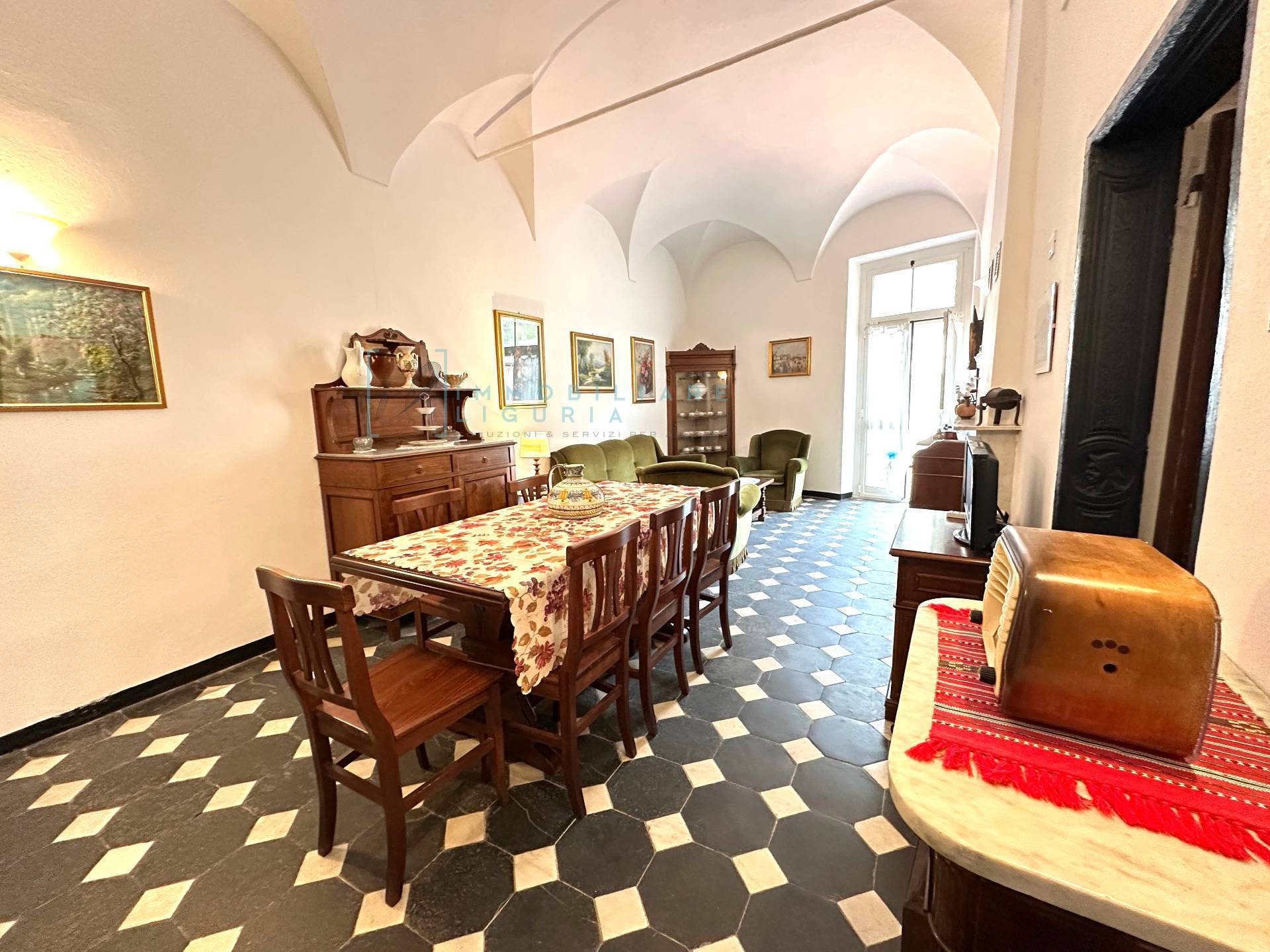 Appartamento in vendita a Zuccarello