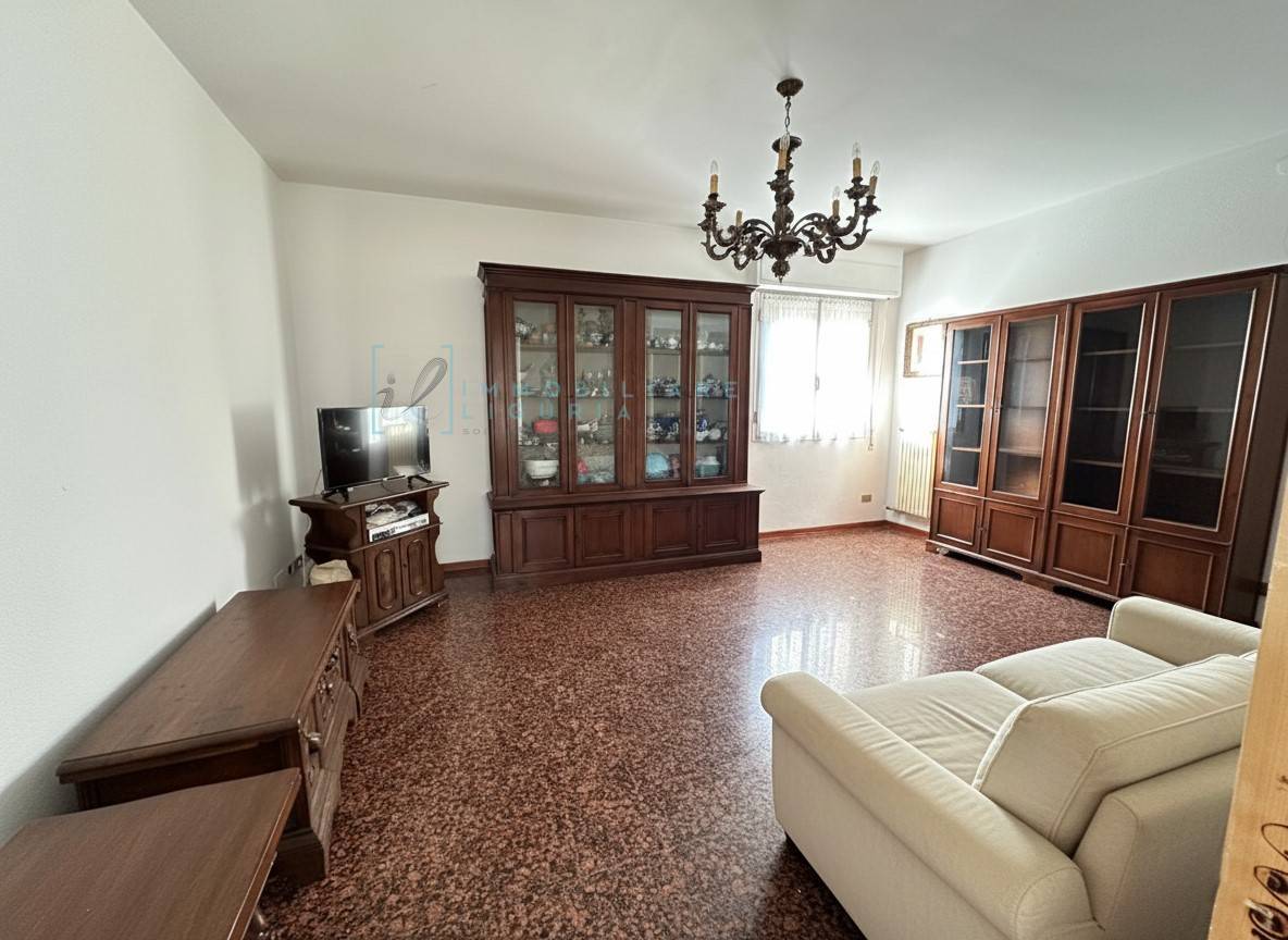 Appartamento in vendita a Albenga, San Fedele