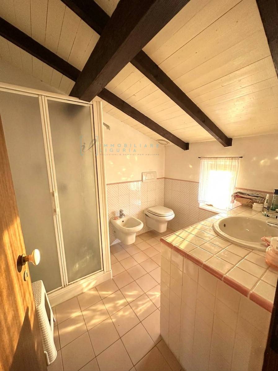 Villa in vendita a Garlenda