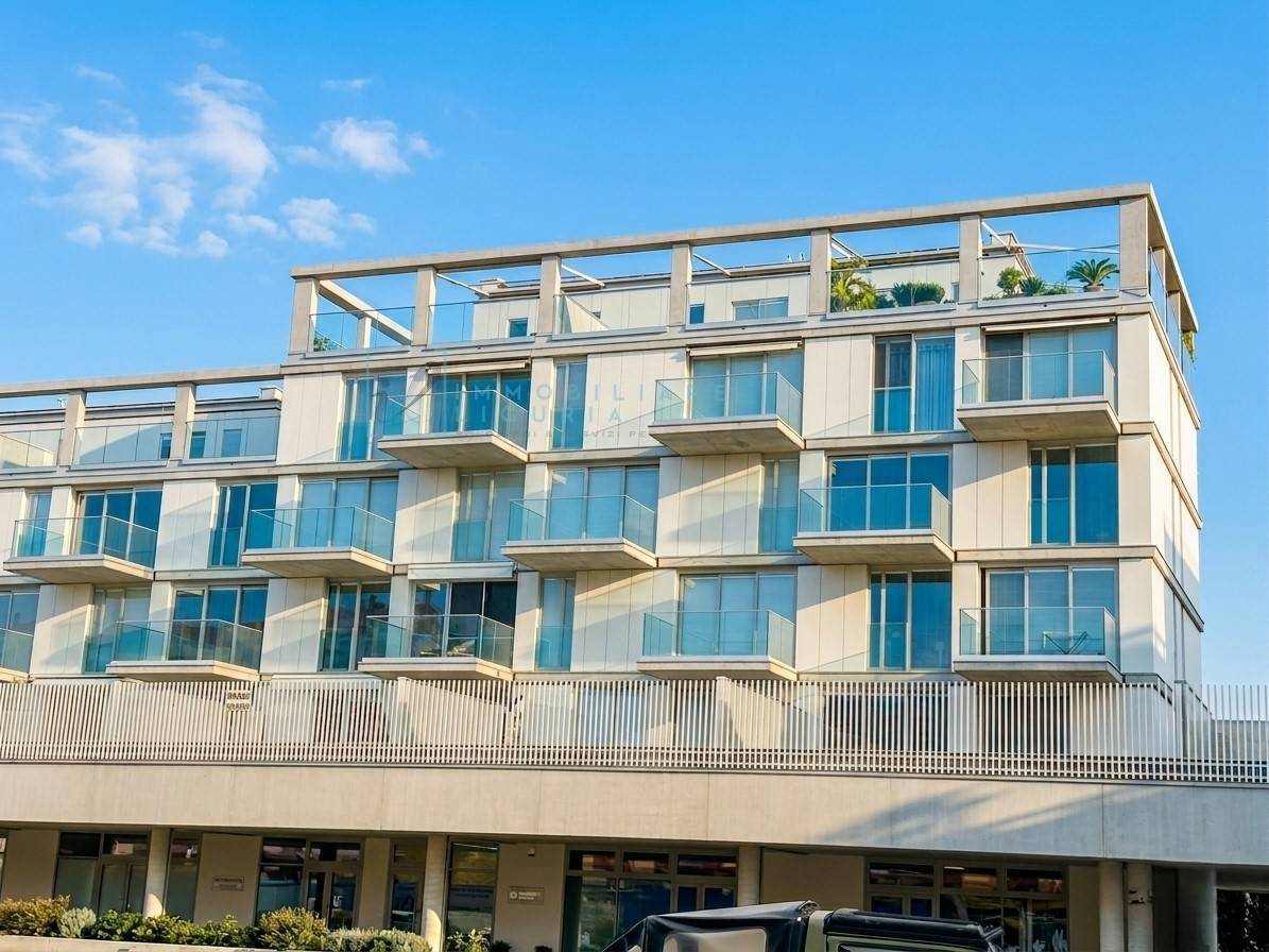 Appartamento in vendita a Albenga, Mare