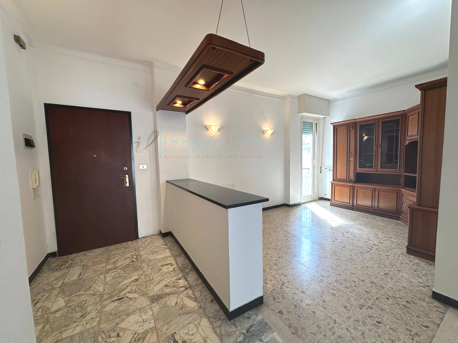 Appartamento in vendita a Albenga, Centro