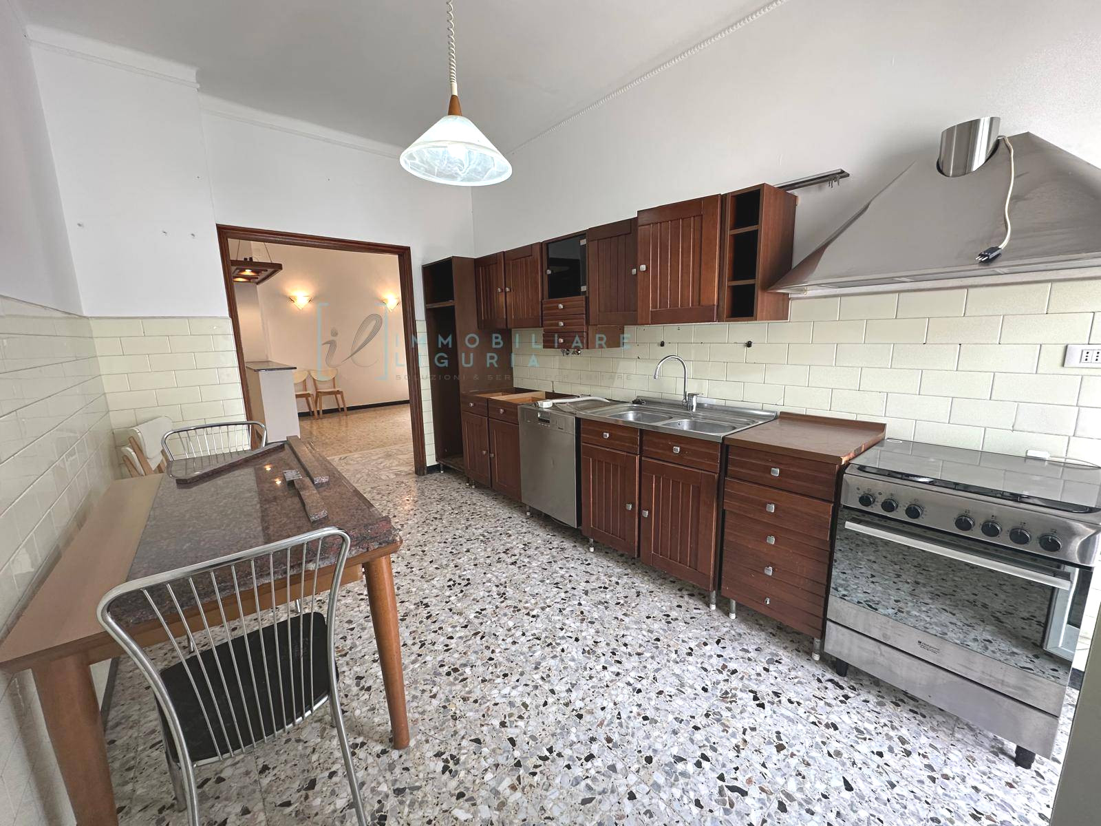 Appartamento in vendita a Albenga, Centro