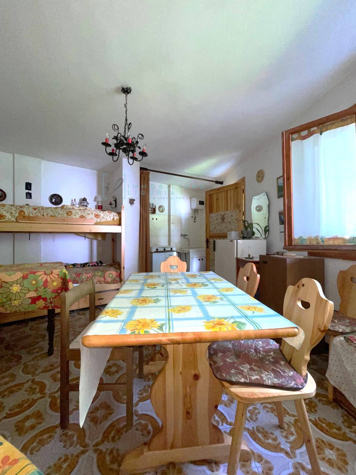Appartamento in vendita a Mendatica, Valcona Sottana