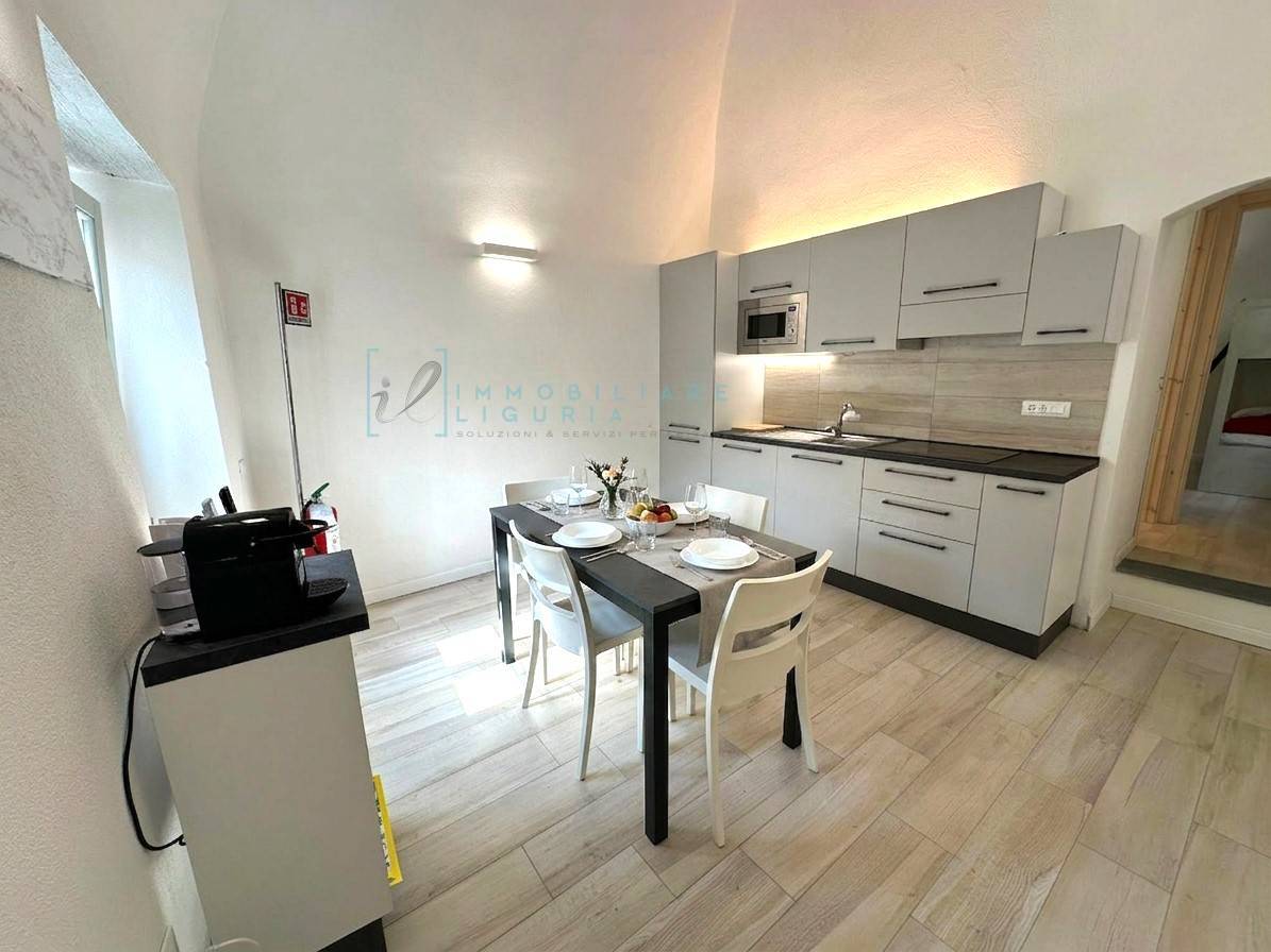 Appartamento in vendita a Castelbianco, Vesallo