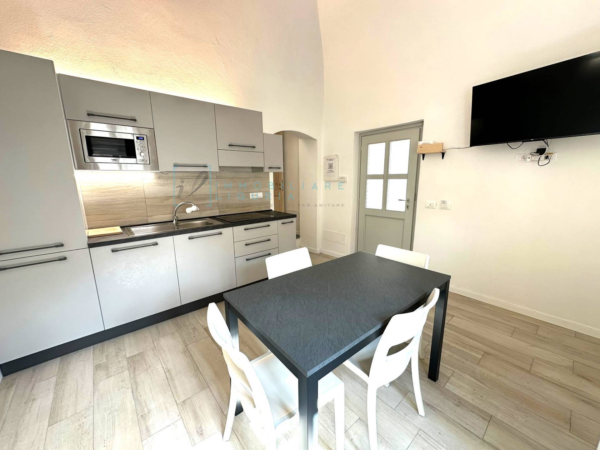 Appartamento in vendita a Castelbianco, Vesallo