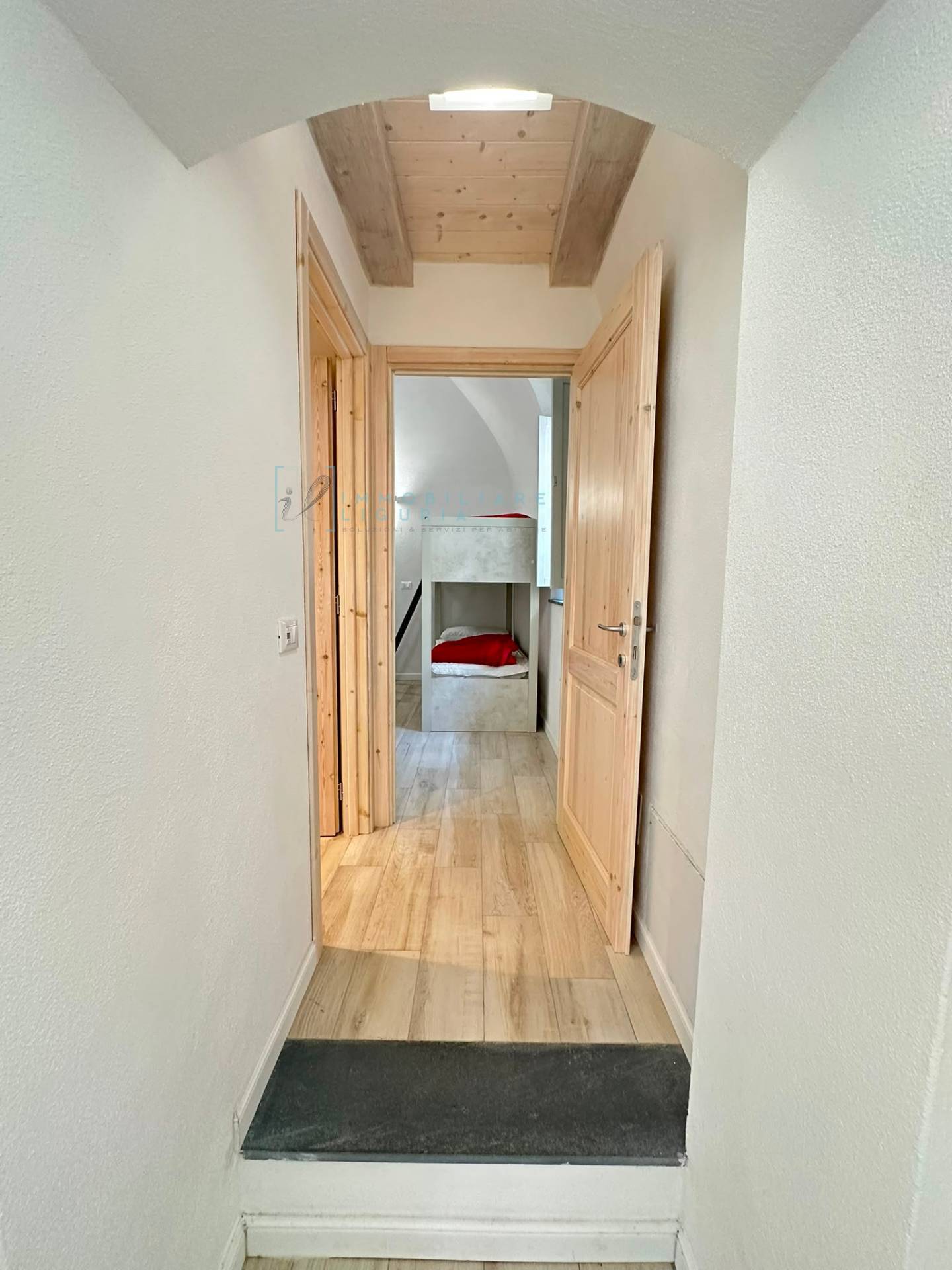 Appartamento in vendita a Castelbianco, Vesallo