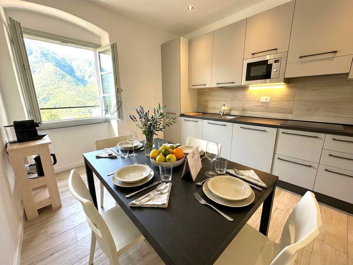 Appartamento in vendita a Castelbianco, Vesallo