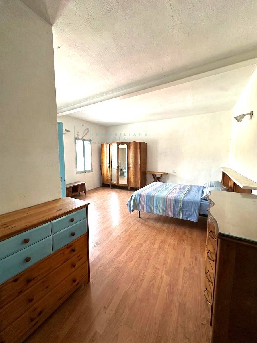 Porzione di Casa in vendita a Calizzano