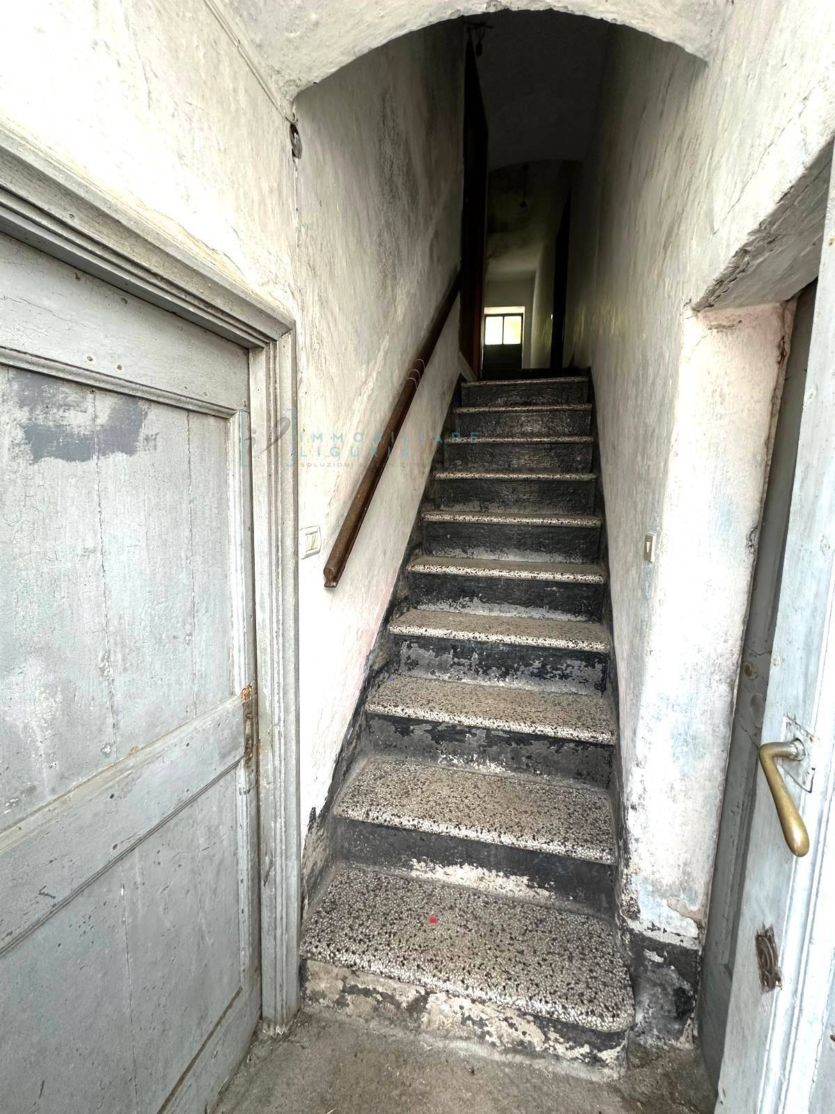 Porzione di Casa in vendita a Calizzano