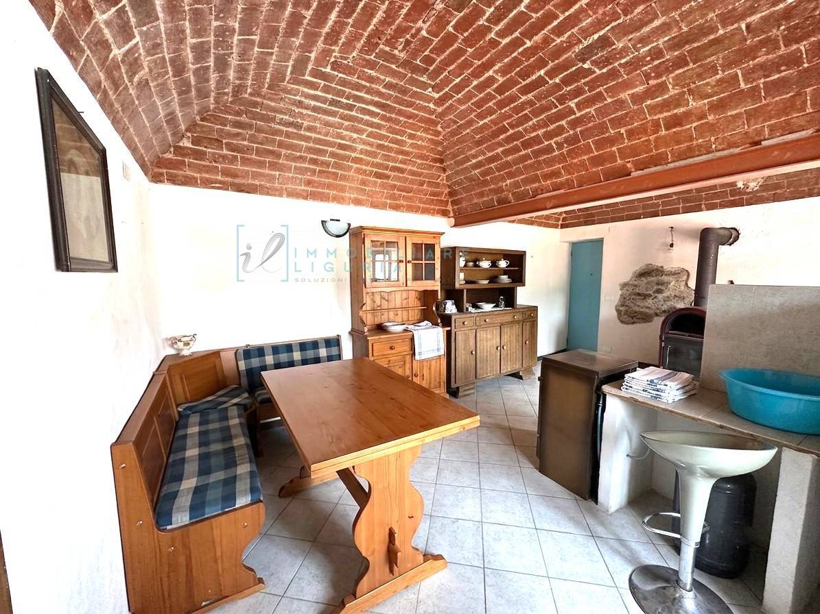 Porzione di Casa in vendita a Calizzano