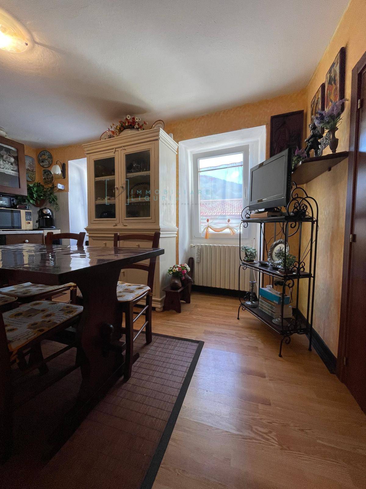 Casa singola in vendita a Rezzo