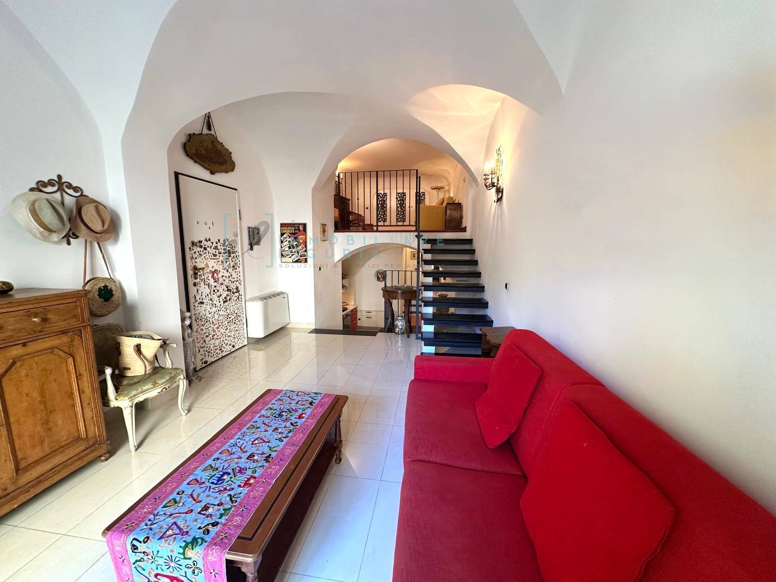 Appartamento in vendita a Albenga, Centro Storico