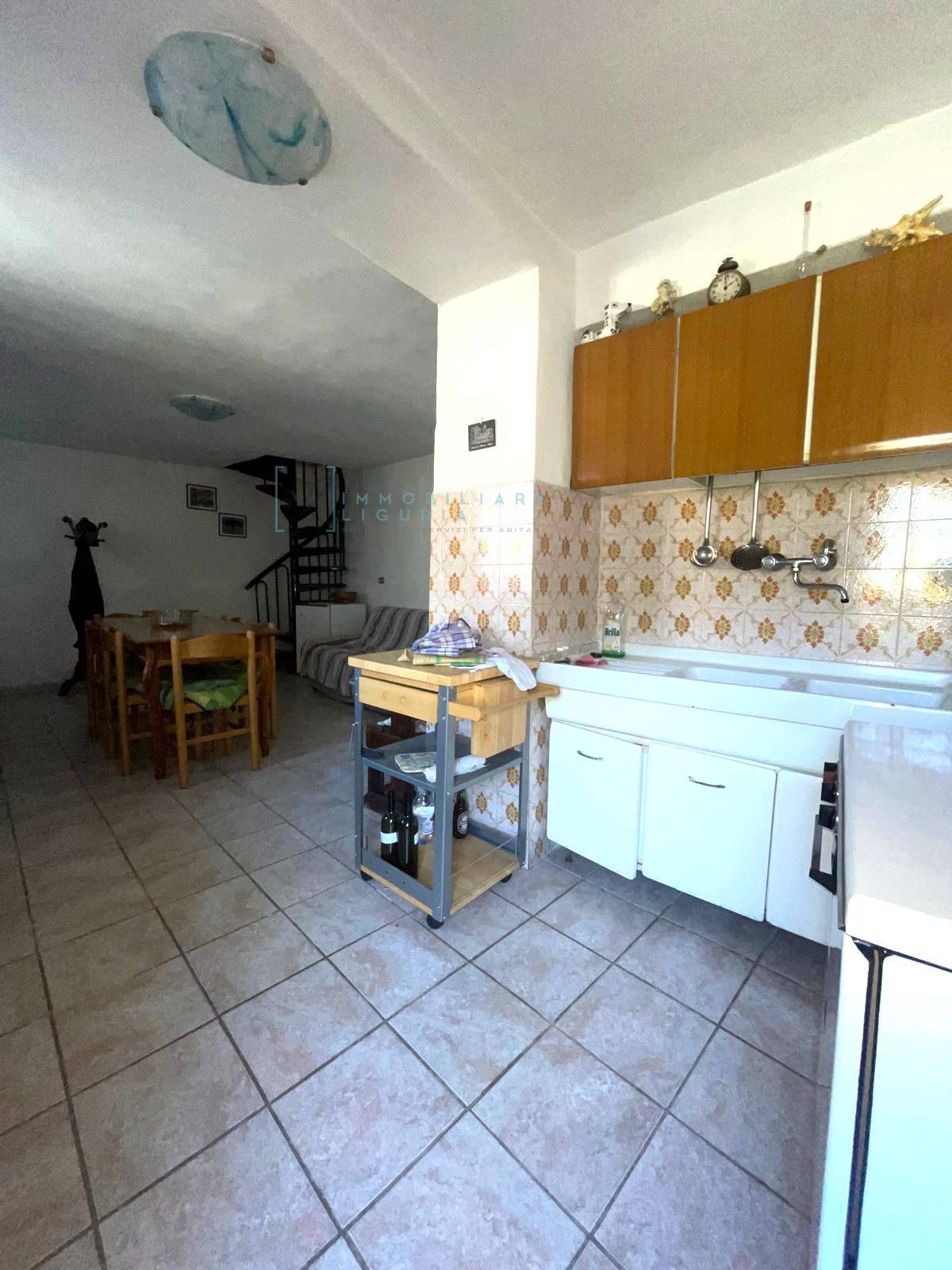 Rustico in vendita a Cosio d'Arroscia