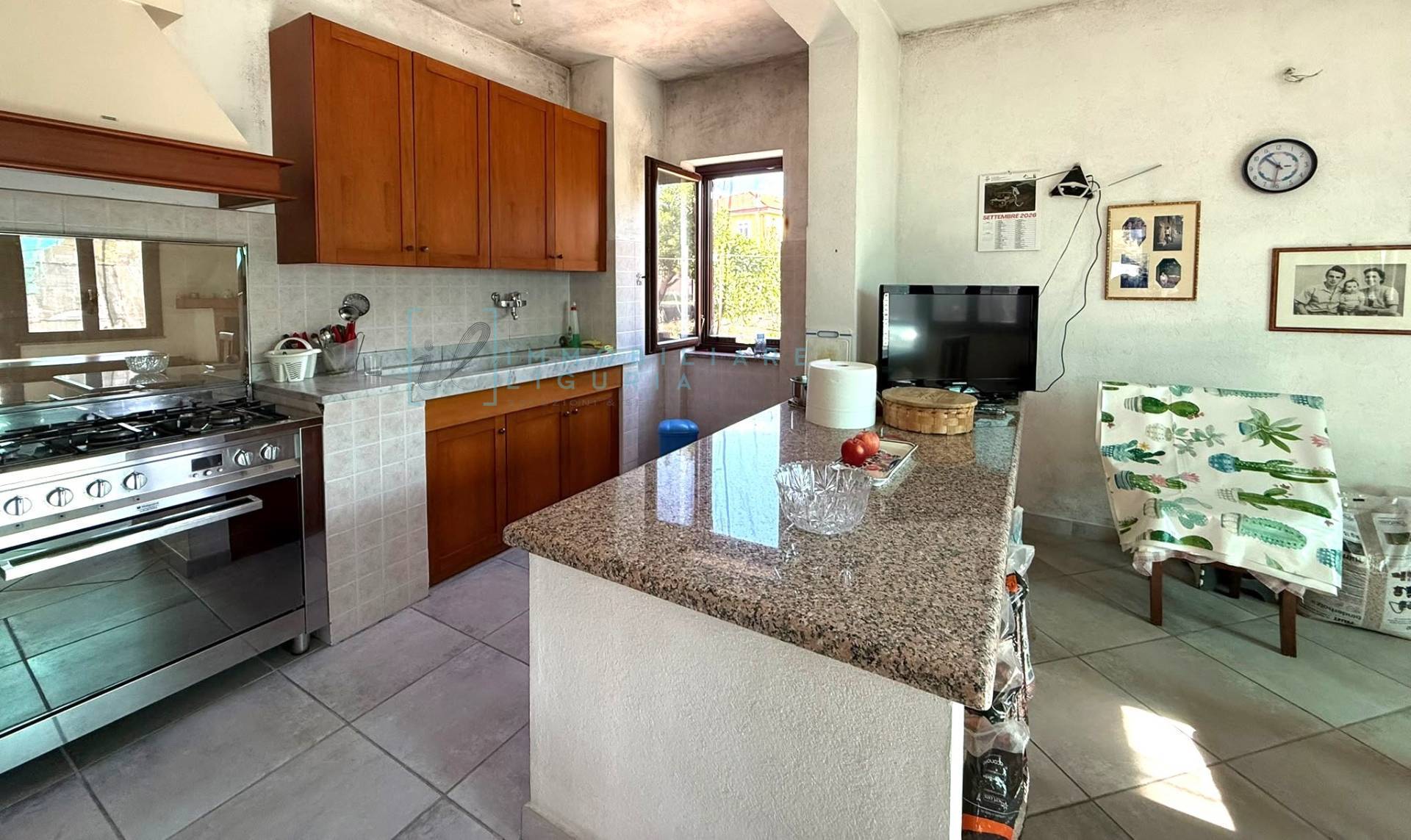 Villa in vendita a Albenga, Bastia