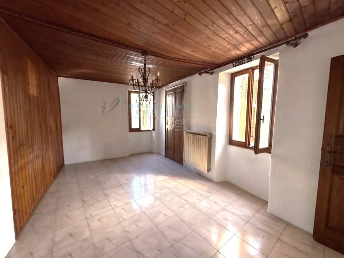 Casa singola in vendita a Rezzo