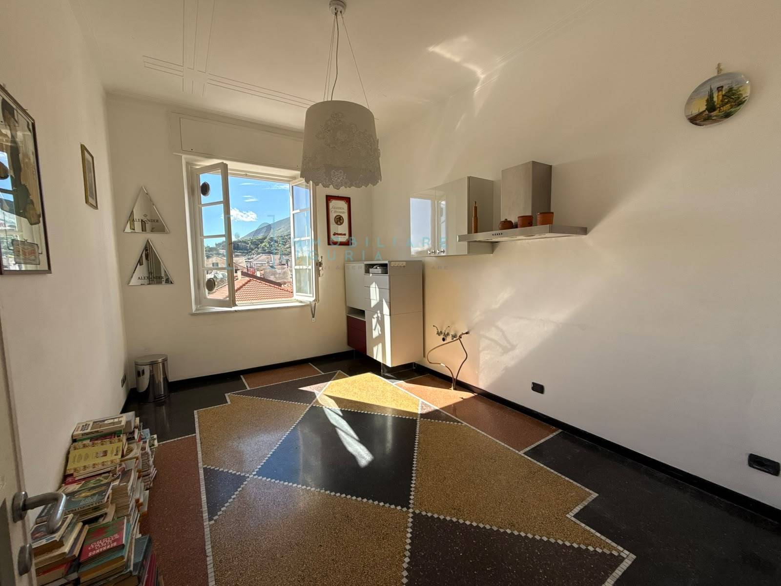 Appartamento in vendita a Albenga, Centro