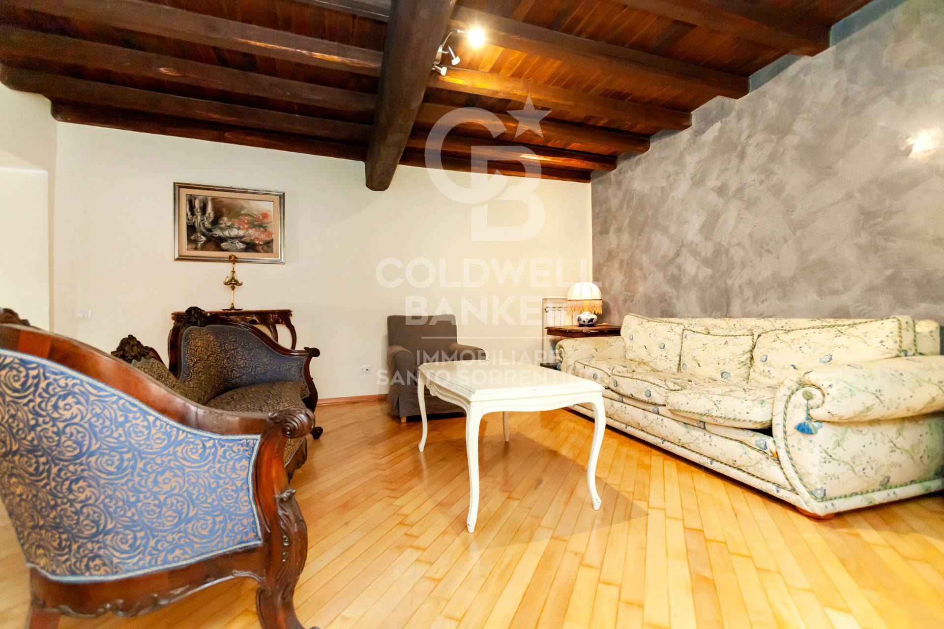 Appartamento indipendente in vendita a Roma, Centro Storico
