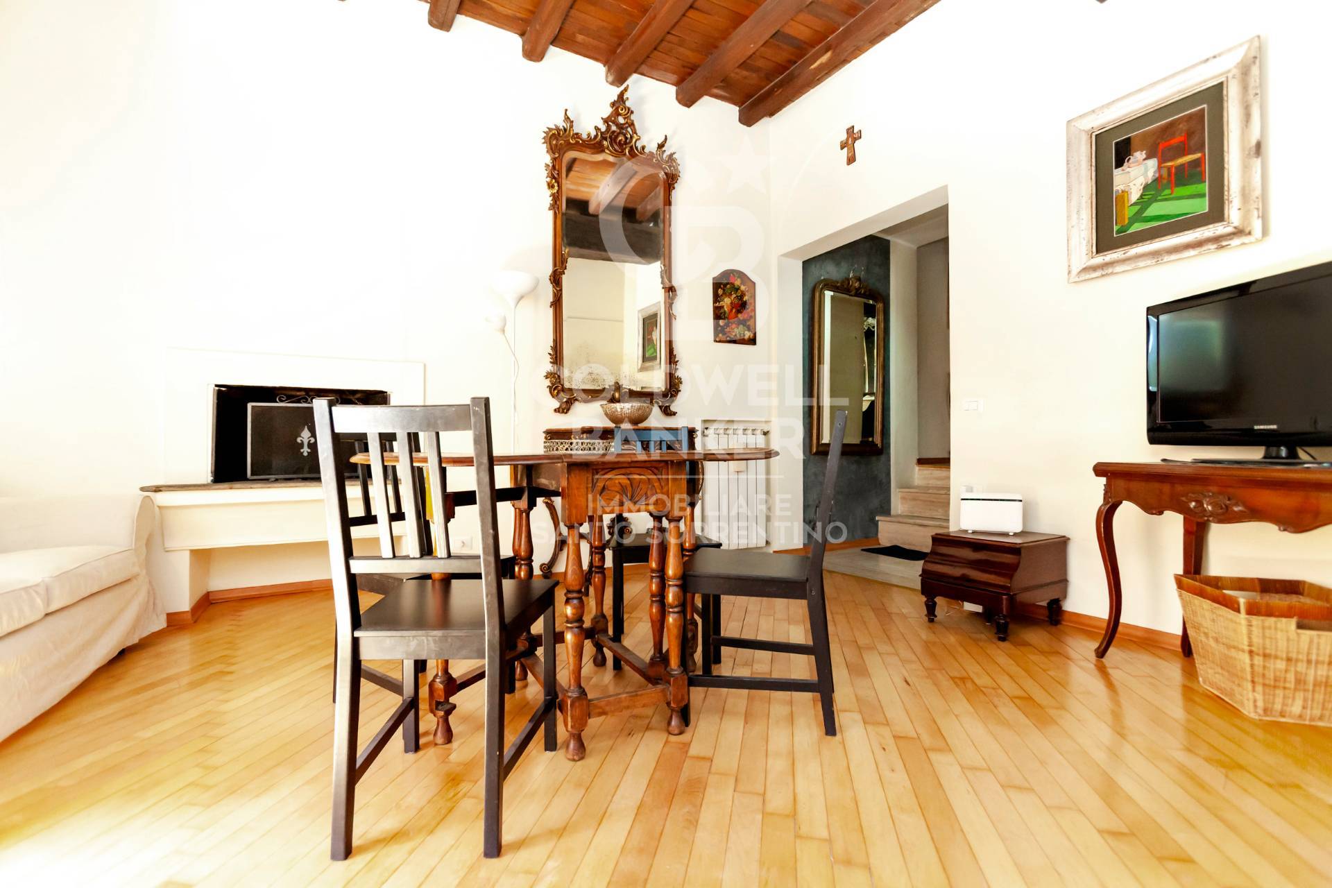 Appartamento indipendente in vendita a Roma, Centro Storico