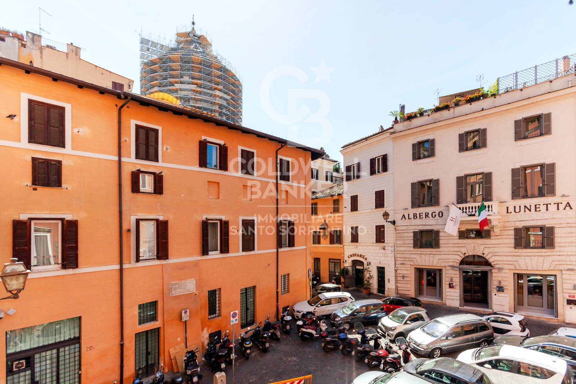 Appartamento indipendente in vendita a Roma, Centro Storico