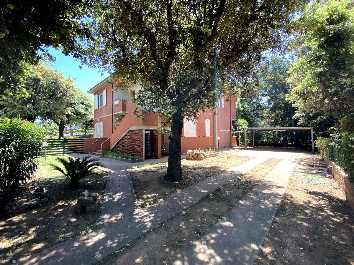 Villa Bifamiliare arredata in affitto a San Vincenzo