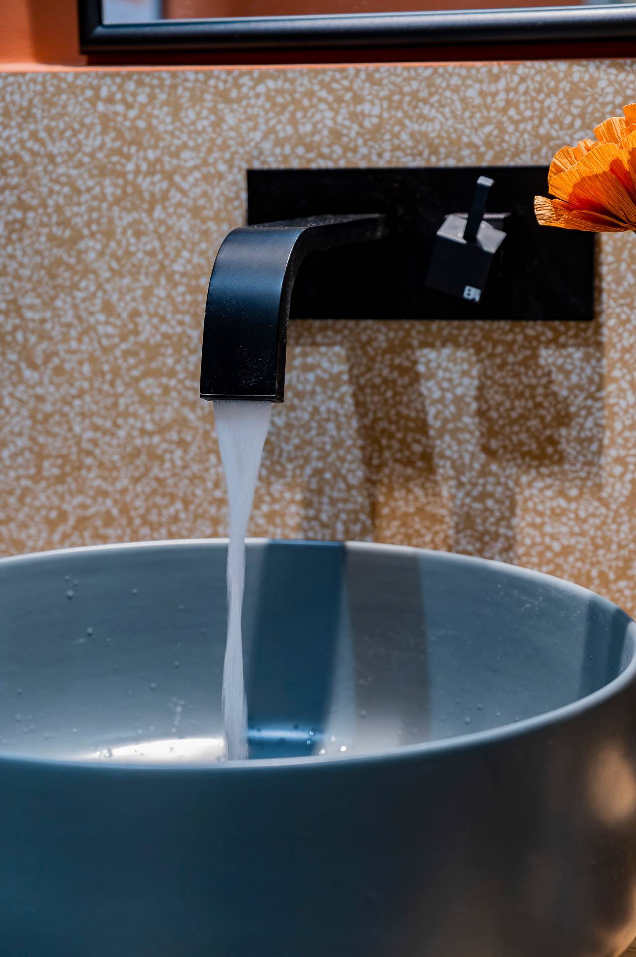 Locale commerciale in affitto a Chieti, Centro storico