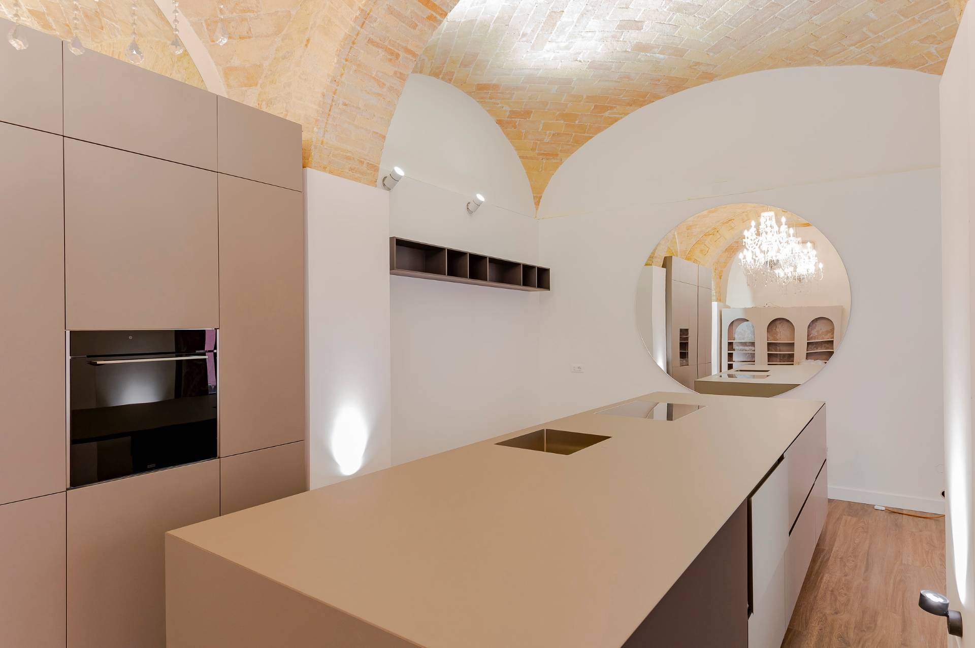 Locale commerciale in vendita a Chieti