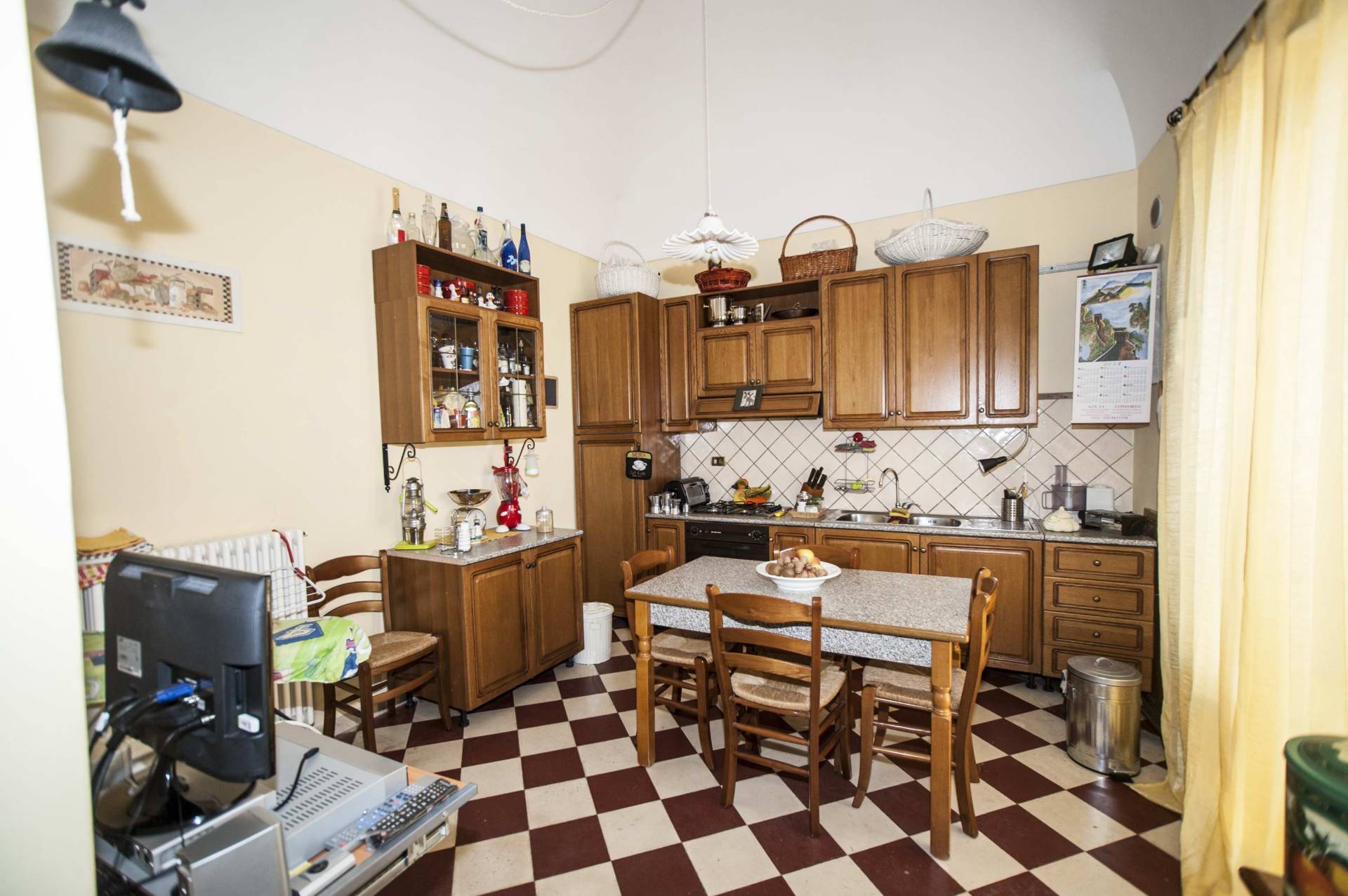 Appartamento in vendita a Chieti, Centro storico