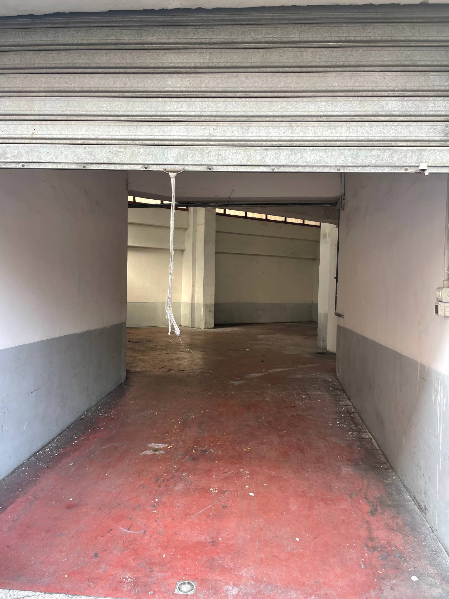 Locale commerciale in affitto a Chieti, Pietragrossa