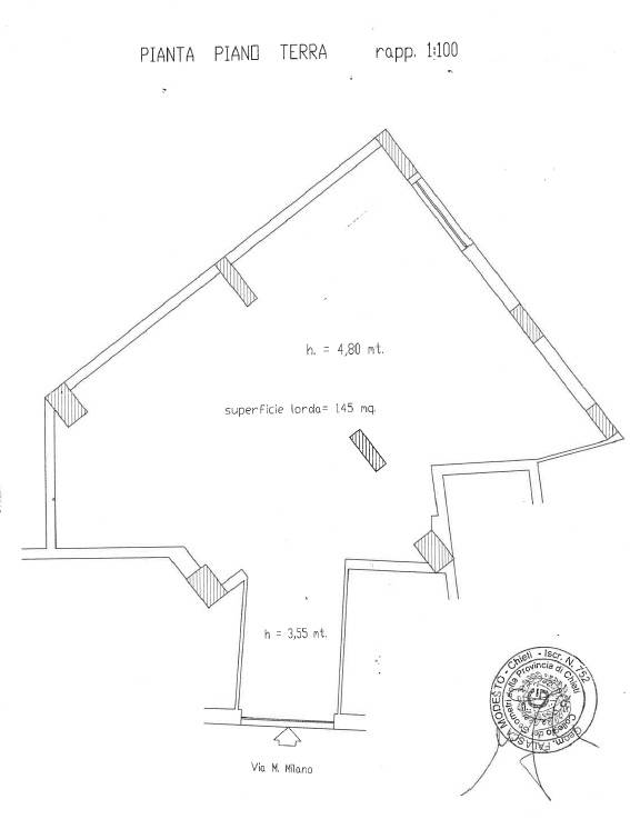 Locale commerciale in affitto a Chieti, Pietragrossa