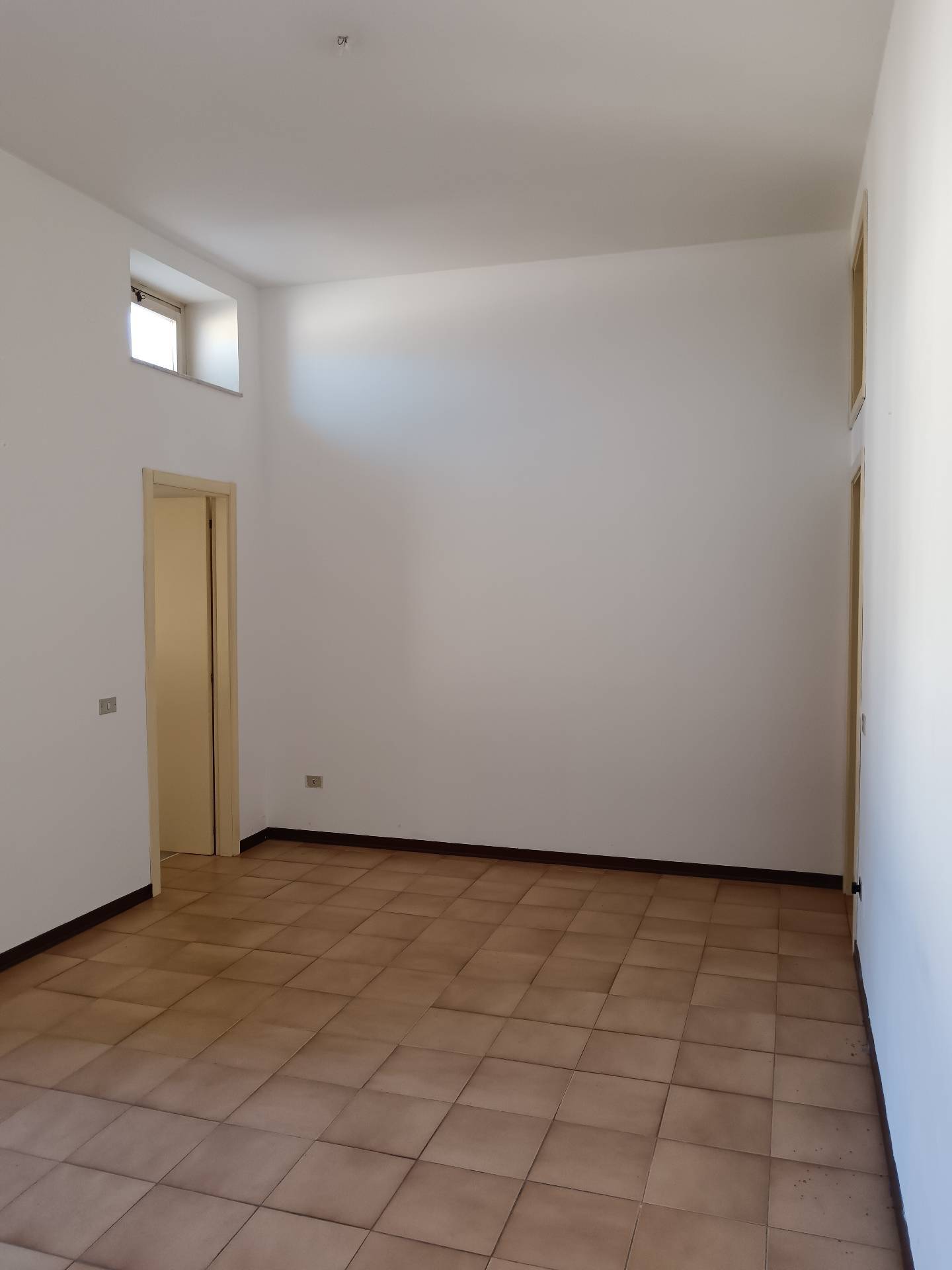 Appartamento in vendita a Chieti, Centro storico
