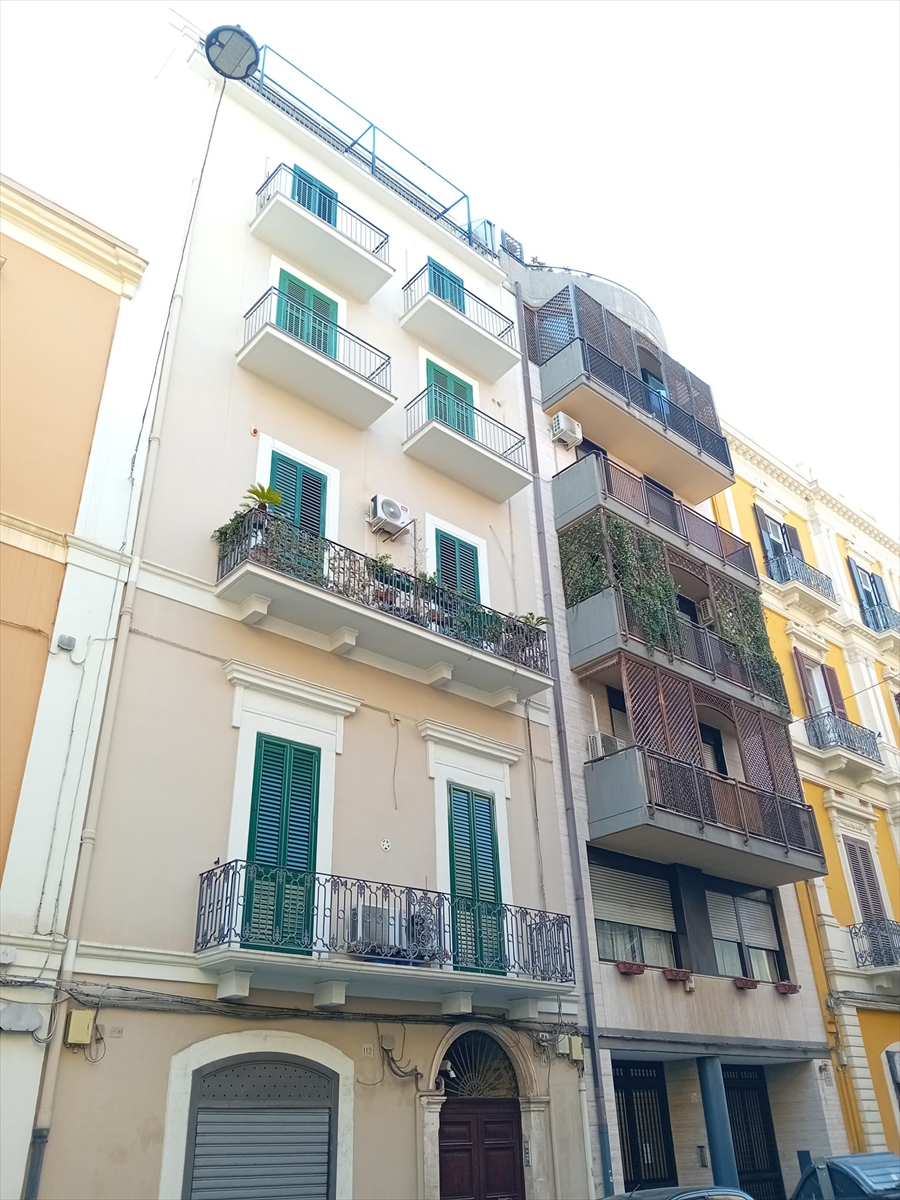 Quadrilocale in vendita in via sagarriga visconti 110, Bari