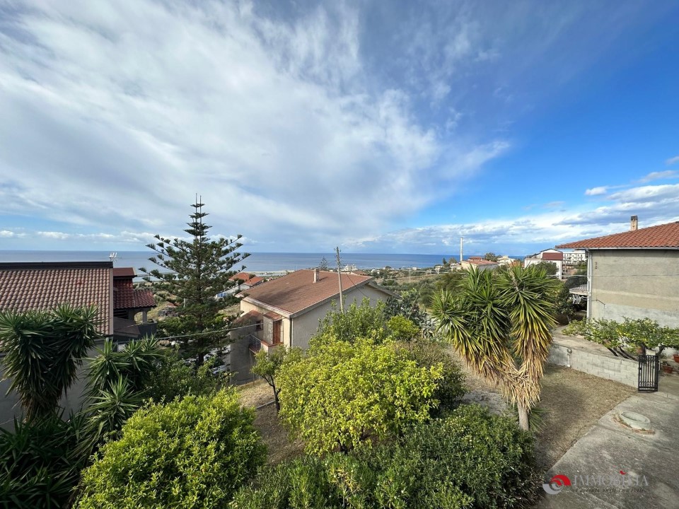 Villa in vendita a Montebello Ionico