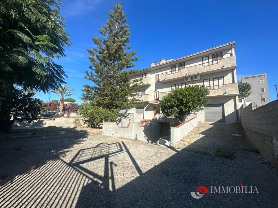 Casa indipendente in vendita, Melito di Porto Salvo ann