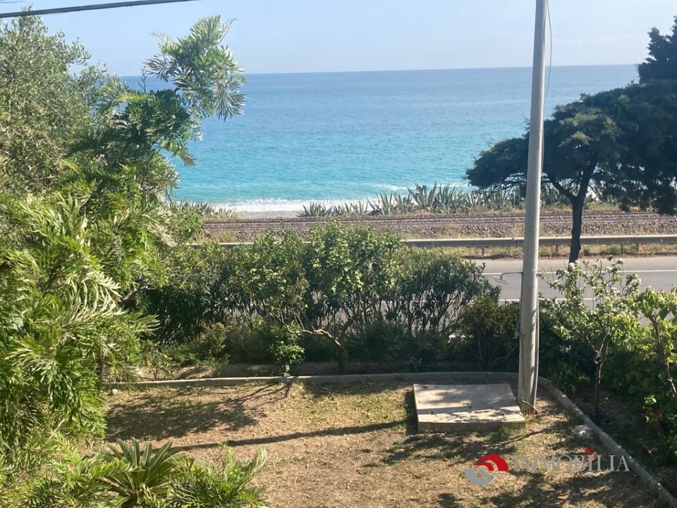 Casa indipendente in affitto a San Lorenzo