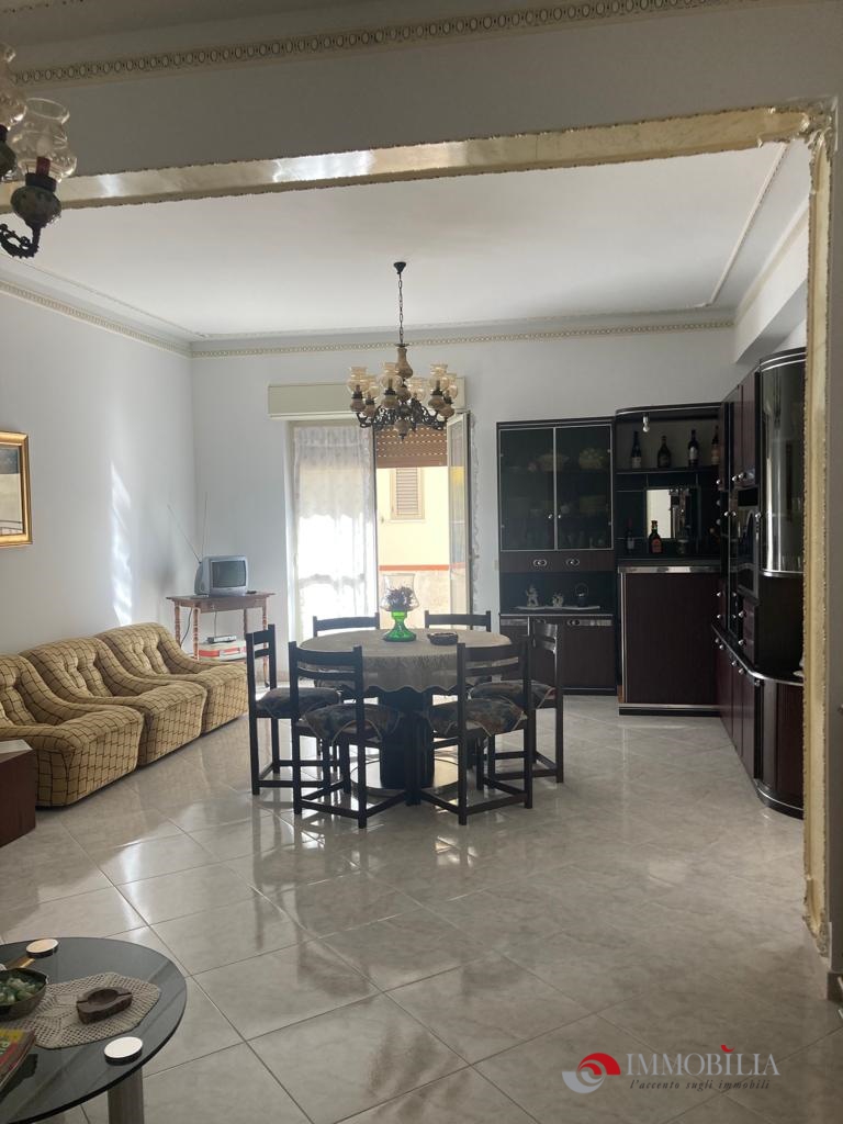 Appartamento in vendita a Montebello Ionico