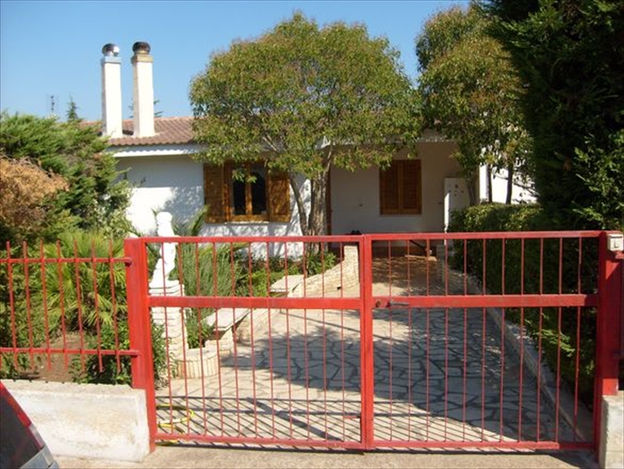 Villa con giardino in via mercadante, Cassano delle Murge