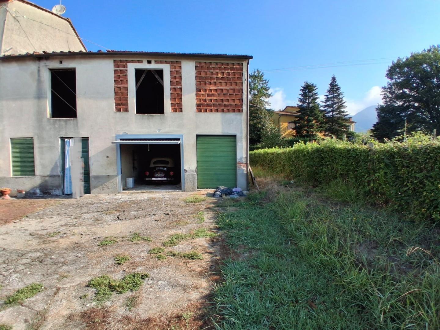 Rustico con giardino, Capannori marlia