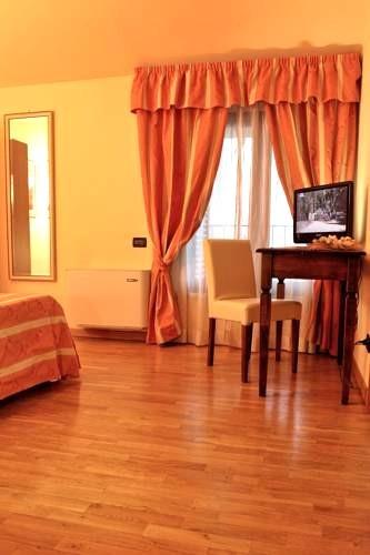 Attivit commerciale in vendita, Altopascio marginone