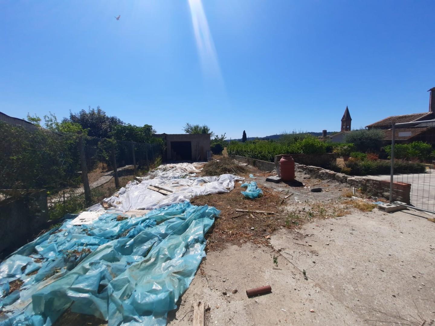 Casa indipendente nuova, Pescia veneri