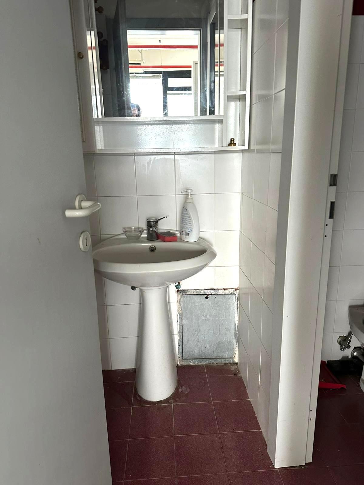 Locale commerciale in vendita, Porcari centro